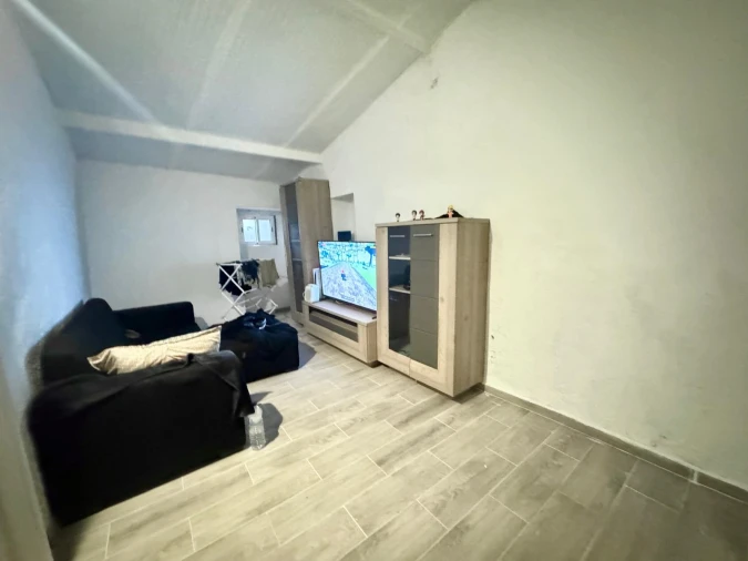 Armazém para Venda em Carvoeira e Carmões Foto 3