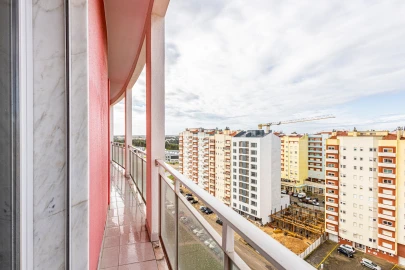 Apartamento T3 para Venda em Corroios