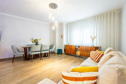 Apartamento T3 para Venda em Corroios