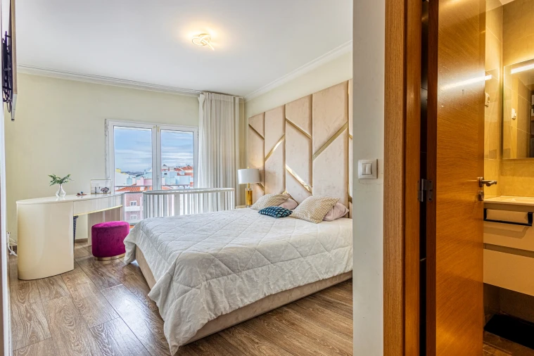 Apartamento T3 para Venda em Corroios Foto 10