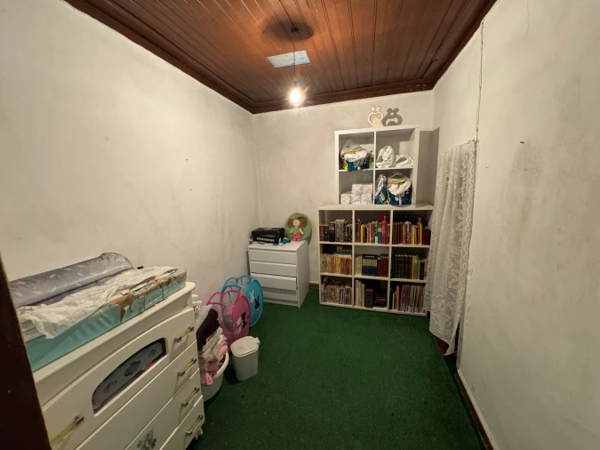 Moradia T2 para Venda em Abitureiras Foto 6