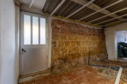 Moradia T2 para Venda em Azoia de Cima e Tremês