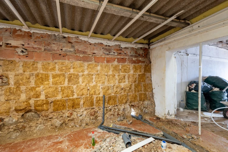 Moradia T2 para Venda em Azoia de Cima e Tremês Foto 12