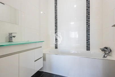 Apartamento T3 para Venda em Marvila, Ribeira Santarém, São Salvador, São Nicolau