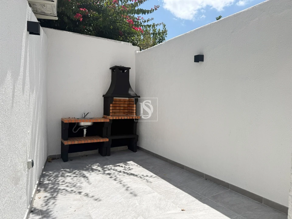Moradia T3 para Venda em Marvila, Ribeira Santarém, São Salvador, São Nicolau Foto 10