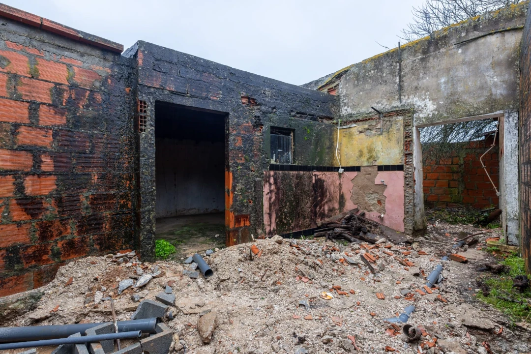 Moradia T3 para Venda em Azoia de Cima e Tremês Foto 29