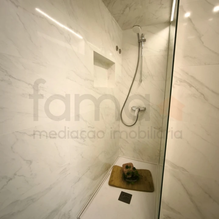 Apartamento T3 para Venda em Benfica Foto 40