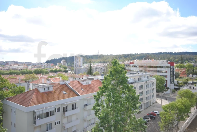 Apartamento T3 para Venda em Benfica Foto 12