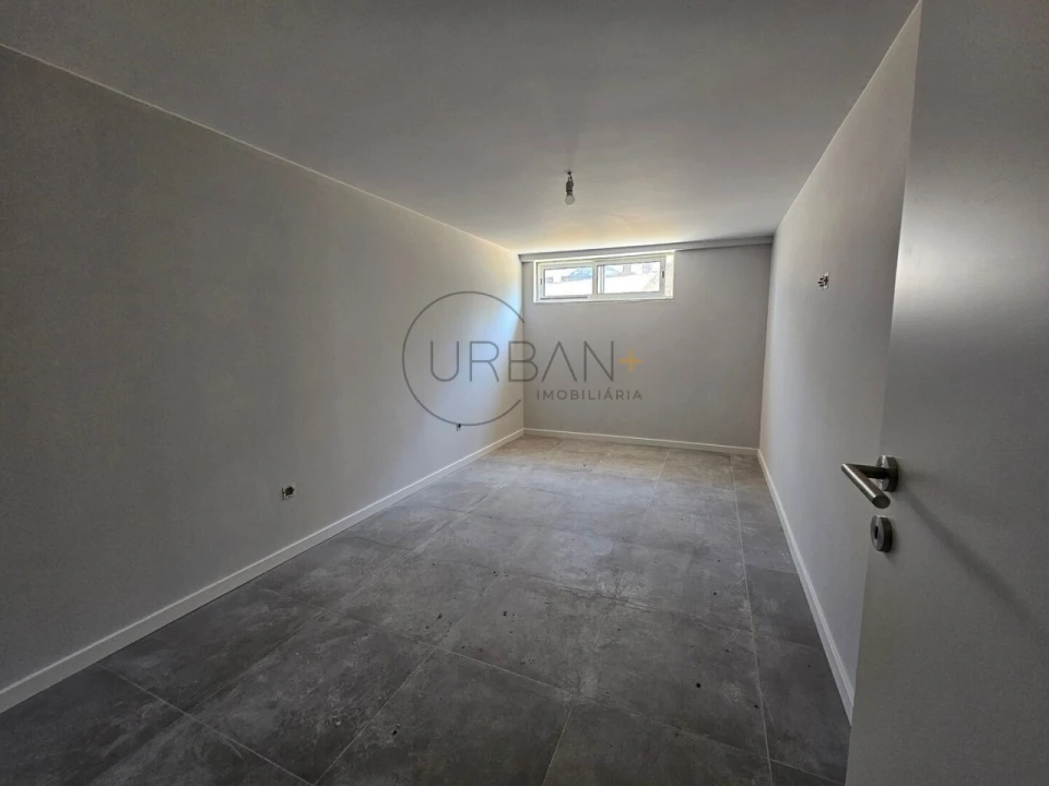 Apartamento T2 para Venda em Viseu Foto 11