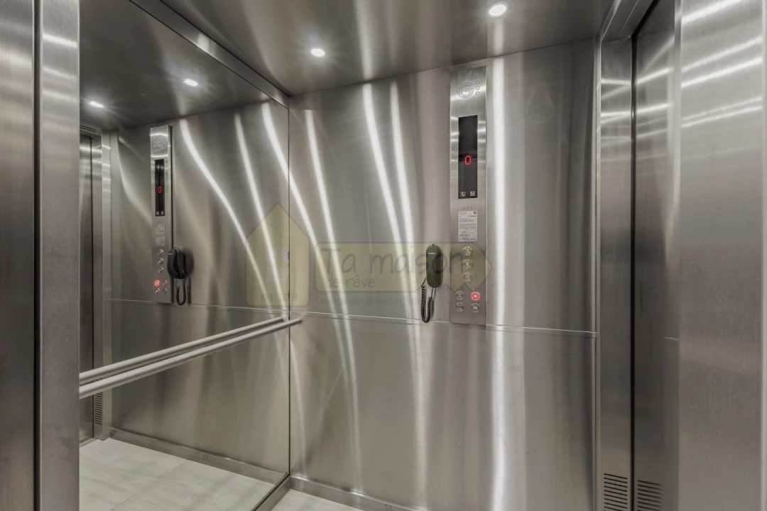 Moradia T5 para Venda em Quarteira Foto 48