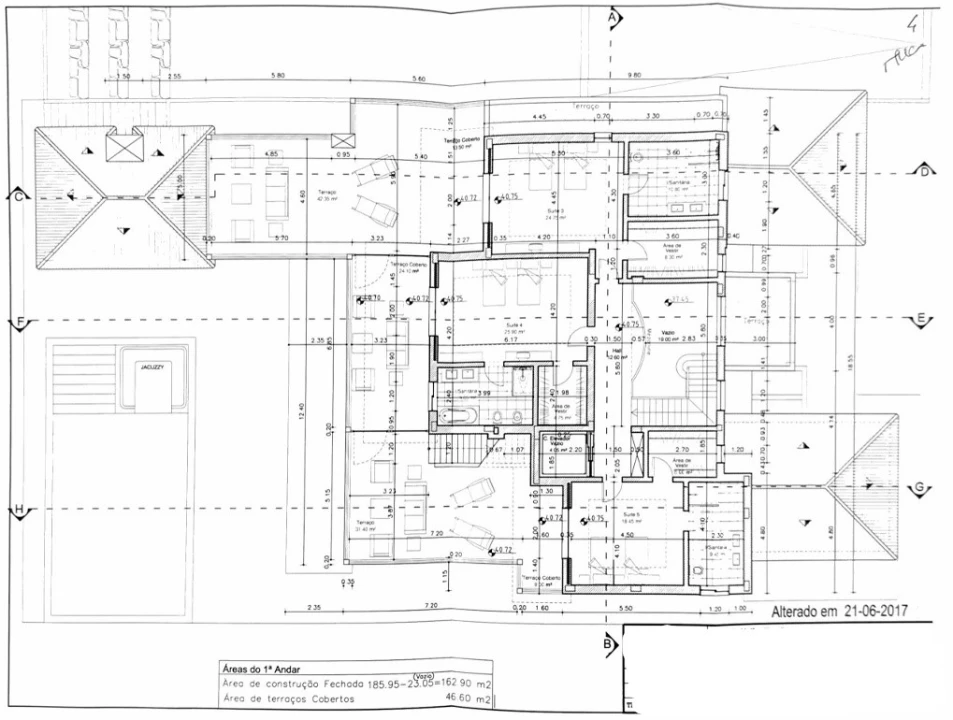 Moradia T5 para Venda em Quarteira Planta 2