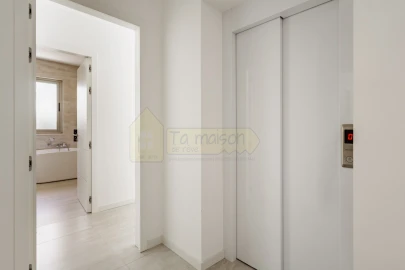 Moradia T5 para Venda em Quarteira