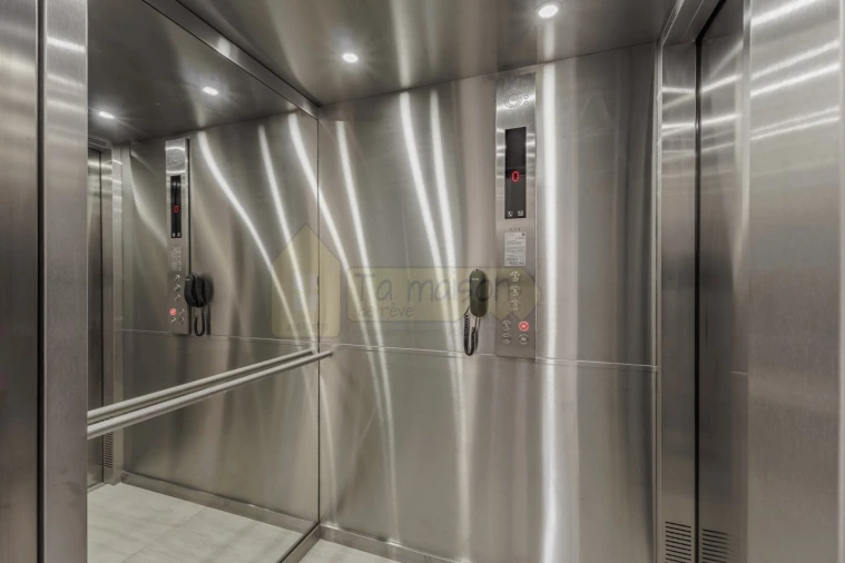 Moradia T5 para Venda em Quarteira Foto 48