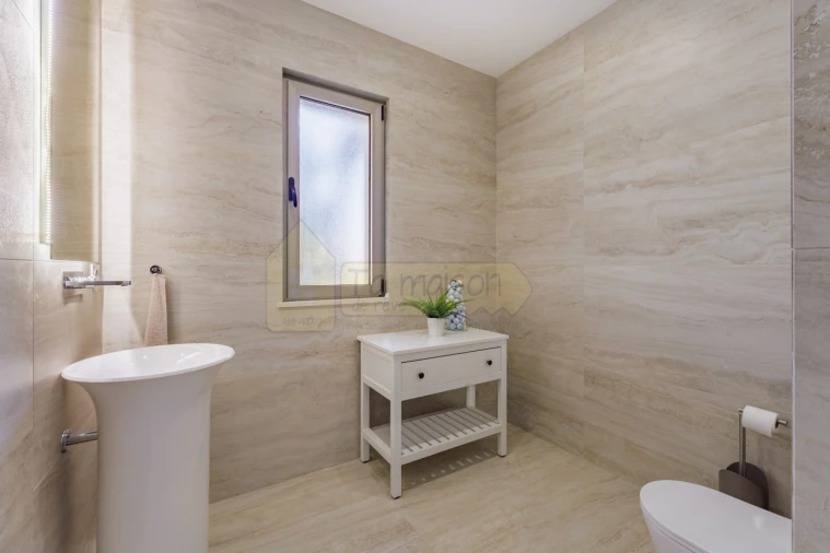 Moradia T5 para Venda em Quarteira Foto 62