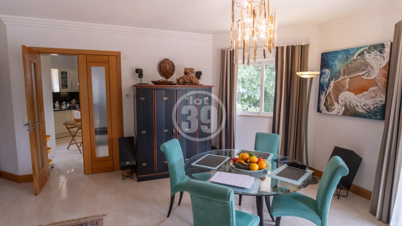 Moradia T4 para Venda em Albufeira e Olhos de Água Foto 12