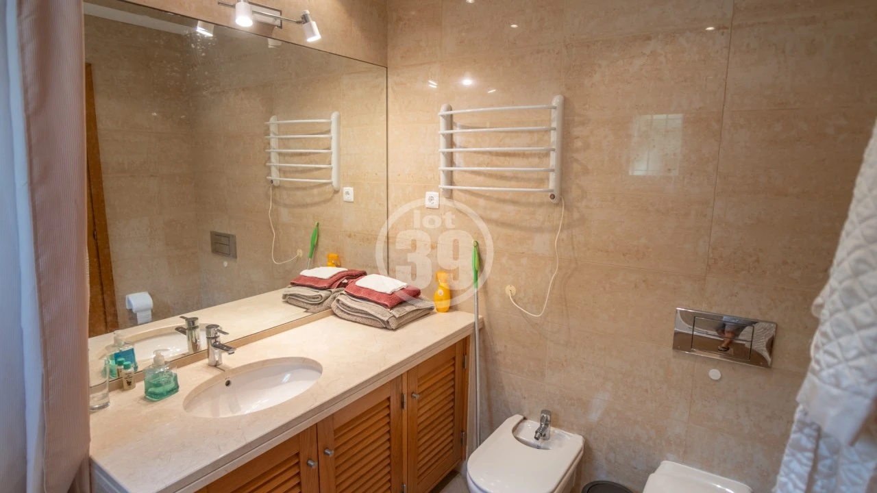 Moradia T4 para Venda em Albufeira e Olhos de Água Foto 24