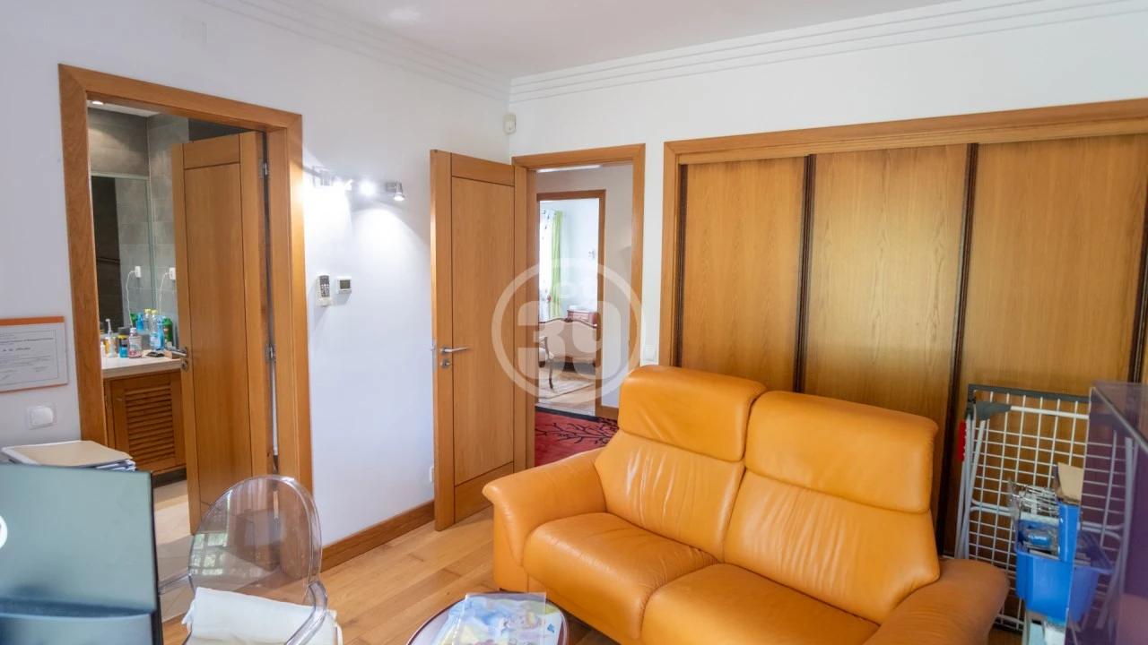 Moradia T4 para Venda em Albufeira e Olhos de Água Foto 28