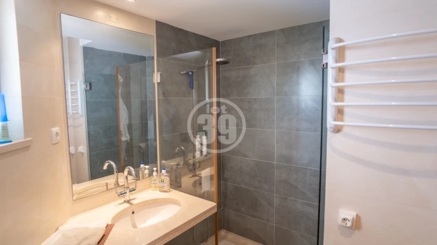 Moradia T4 para Venda em Albufeira e Olhos de Água Foto 27