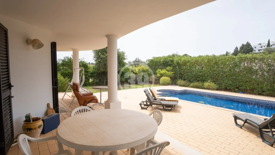 Moradia T4 para Venda em Albufeira e Olhos de Água Foto 38