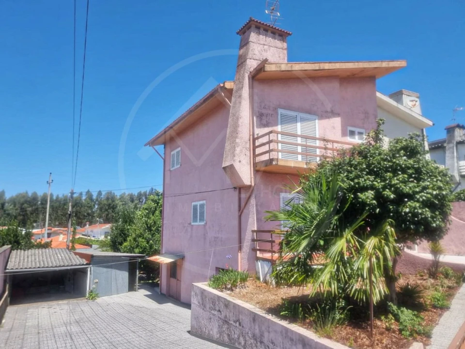 Moradia T3 para Venda em Bougado (São Martinho e Santiago) Foto 3