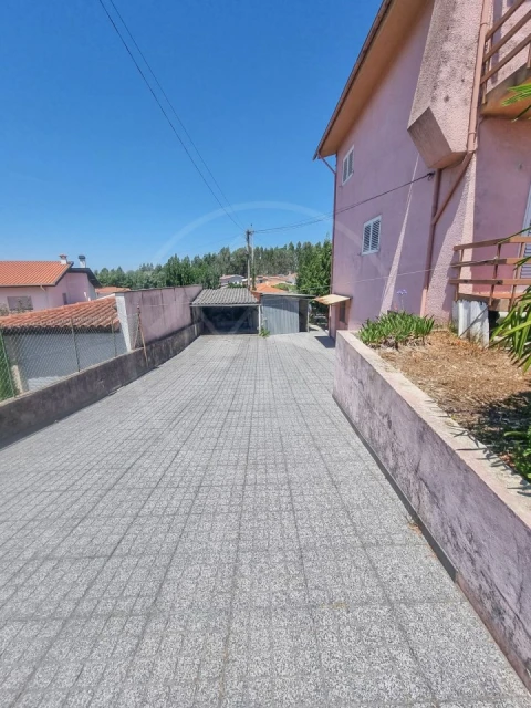 Moradia T3 para Venda em Bougado (São Martinho e Santiago)