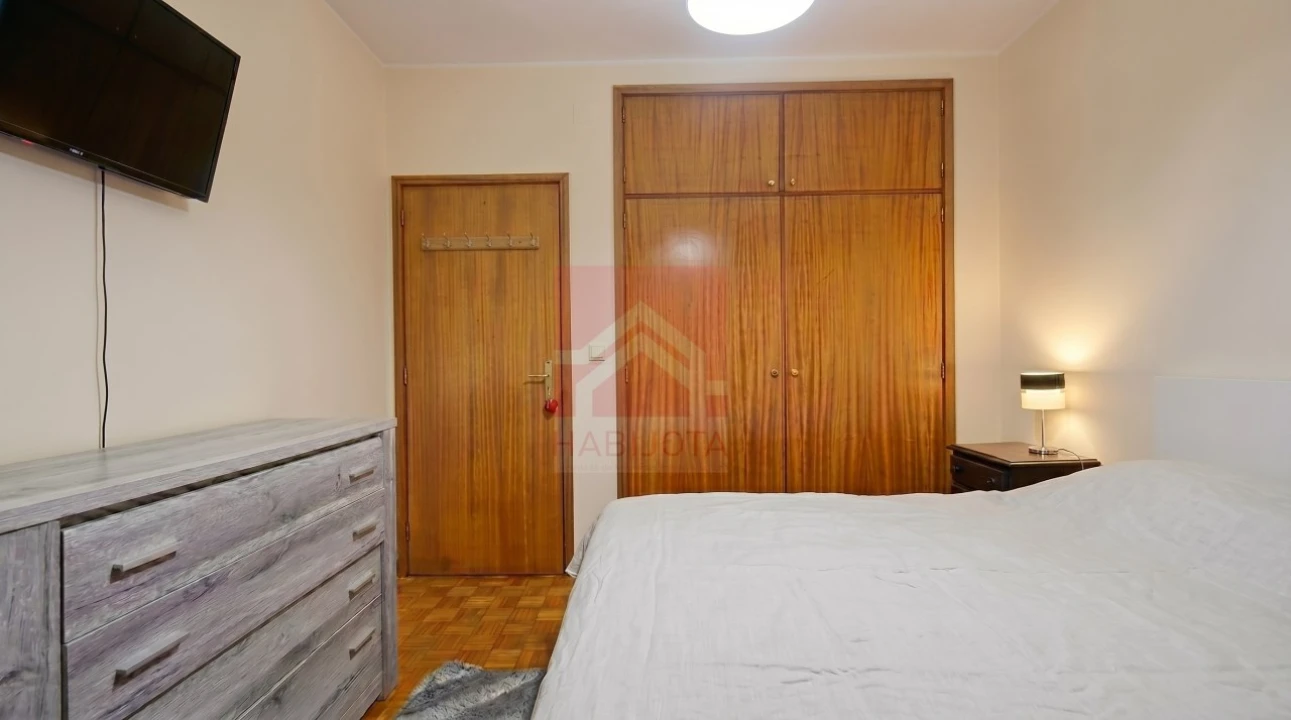 Apartamento T2 para Venda em Fânzeres e São Pedro da Cova Foto 11