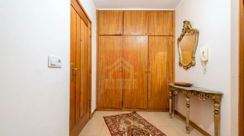 Apartamento T2 para Venda em Fânzeres e São Pedro da Cova