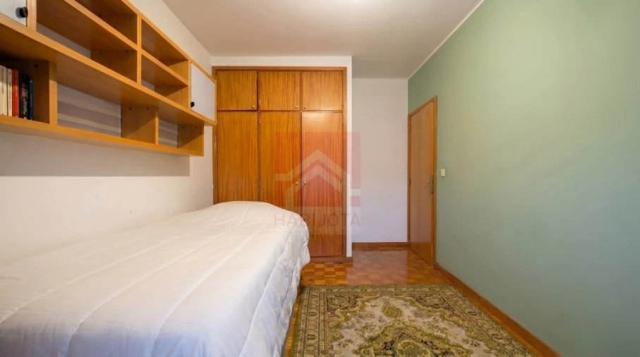 Apartamento T2 para Venda em Fânzeres e São Pedro da Cova Foto 13
