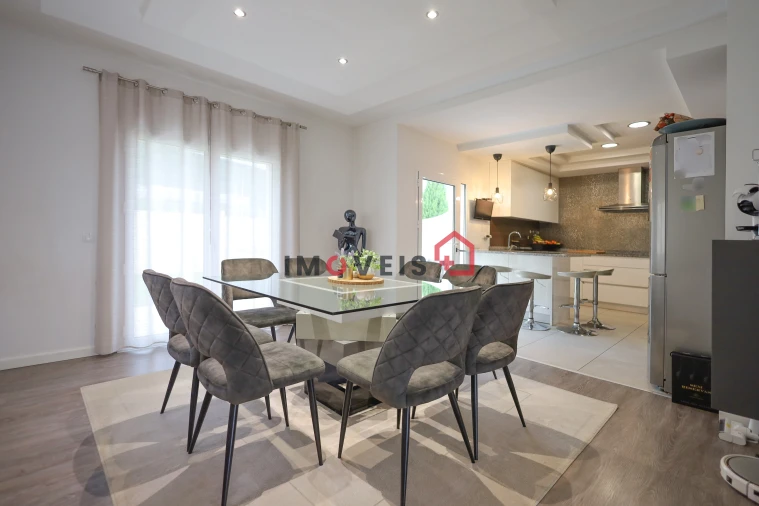 Moradia T3 para Venda em Porto de Mós - São João Baptista e São Pedro Foto 3