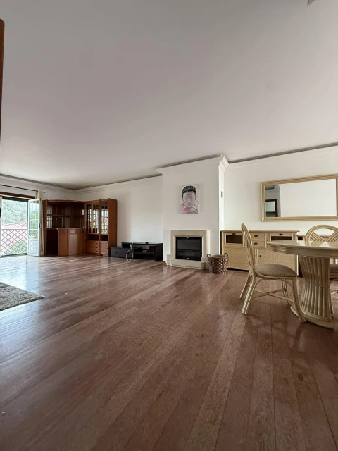 Moradia T3 para Venda em São João Baptista e Santa Maria dos Olivais