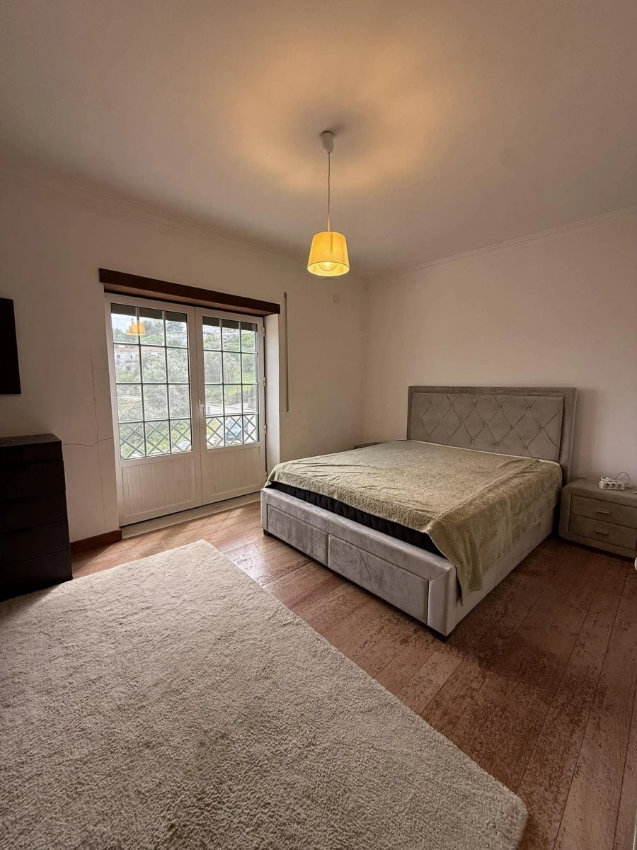 Moradia T3 para Venda em São João Baptista e Santa Maria dos Olivais Foto 10