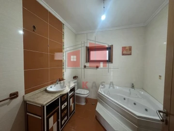 Moradia T3 para Venda em Alijo