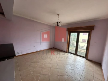 Moradia T3 para Venda em Alijo