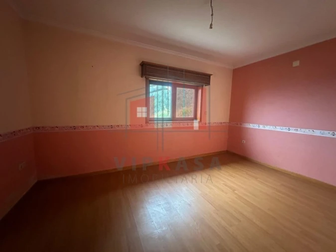 Moradia T3 para Venda em Alijo Foto 10