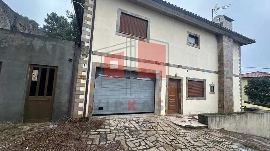 Moradia T3 para Venda em Alijo