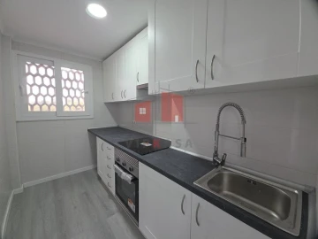 Apartamento T3 para Venda em Laranjeiro e Feijó
