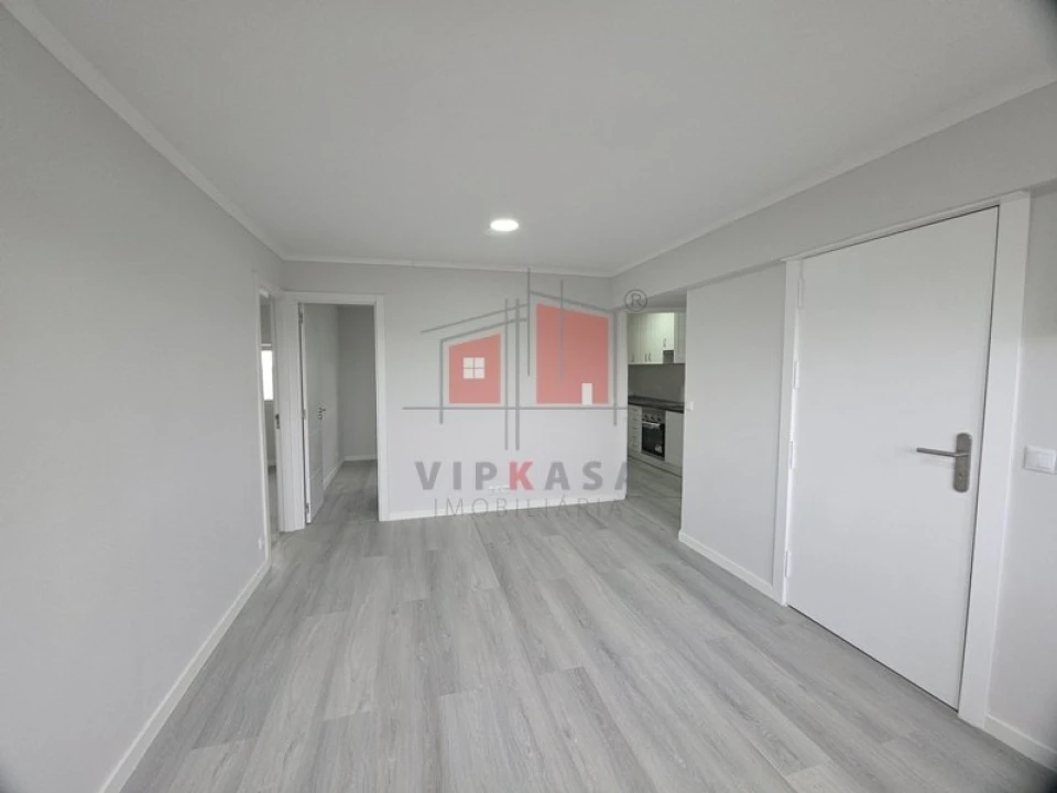 Apartamento T3 para Venda em Laranjeiro e Feijó Foto 5