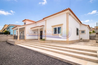 Moradia T7 para Venda em Benavente