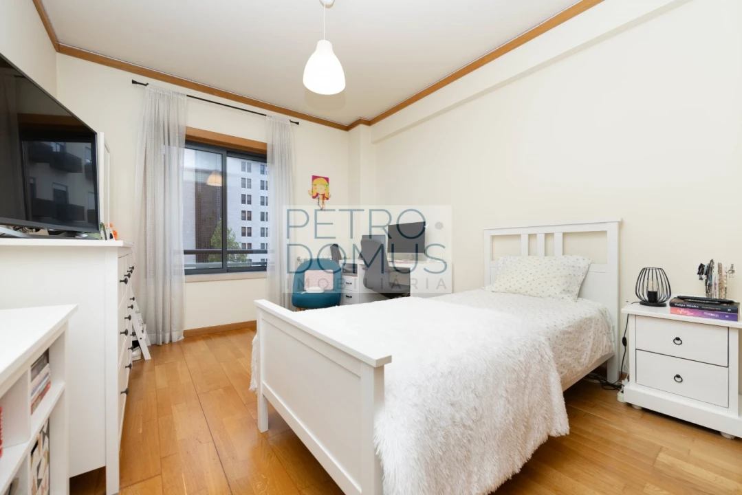 Apartamento T3 para Venda em São Domingos de Benfica Foto 18