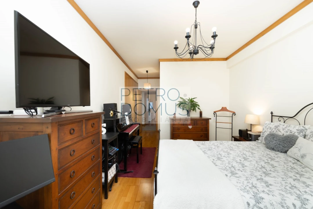 Apartamento T3 para Venda em São Domingos de Benfica Foto 24