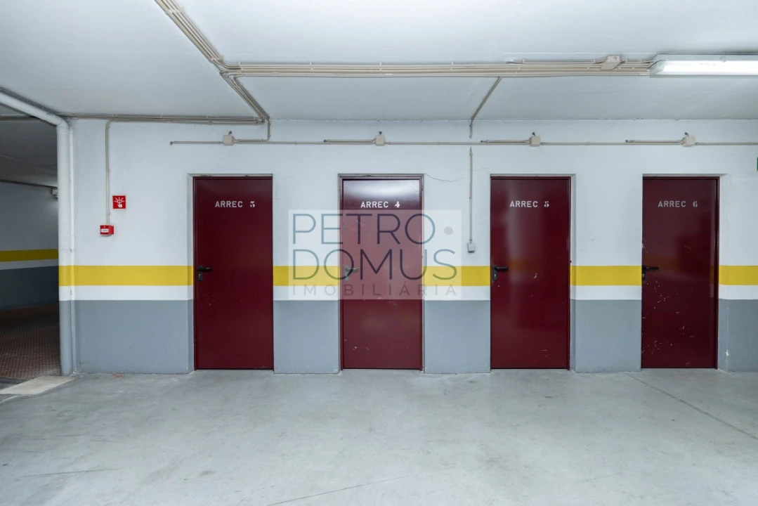 Apartamento T3 para Venda em São Domingos de Benfica Foto 27