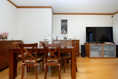 Apartamento T3 para Venda em São Domingos de Benfica