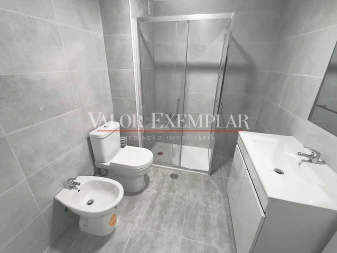 Apartamento T3 para Venda em Moita Foto 12