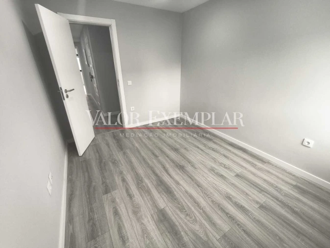 Apartamento T3 para Venda em Moita Foto 20