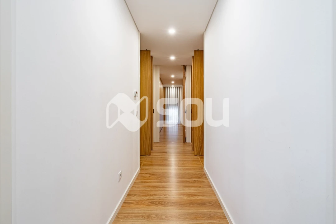 Apartamento T3 para Venda em Penafiel Foto 14