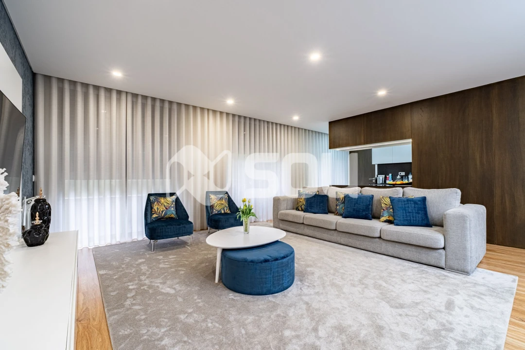 Apartamento T3 para Venda em Penafiel Foto 2