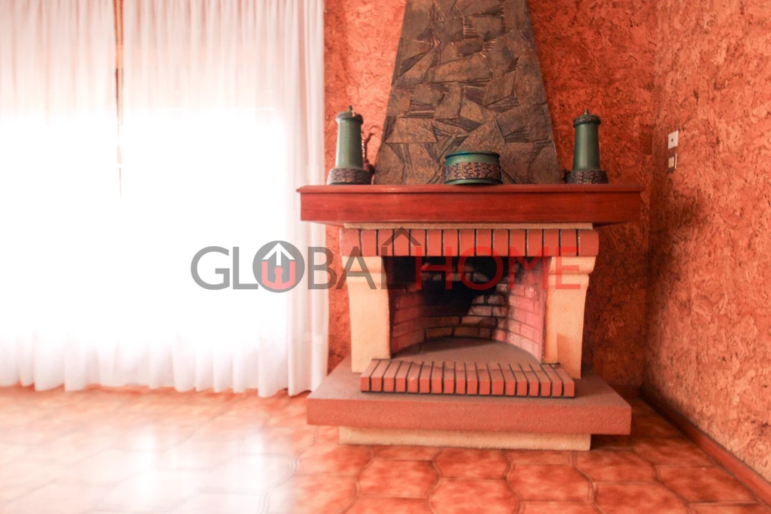 Moradia T4 para Venda em Sandim, Olival, Lever e Crestuma Foto 8