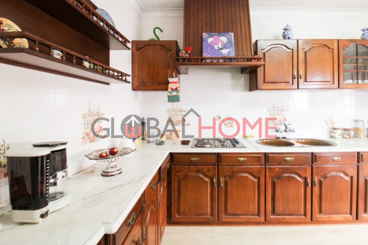 Moradia T4 para Venda em Sandim, Olival, Lever e Crestuma Foto 18