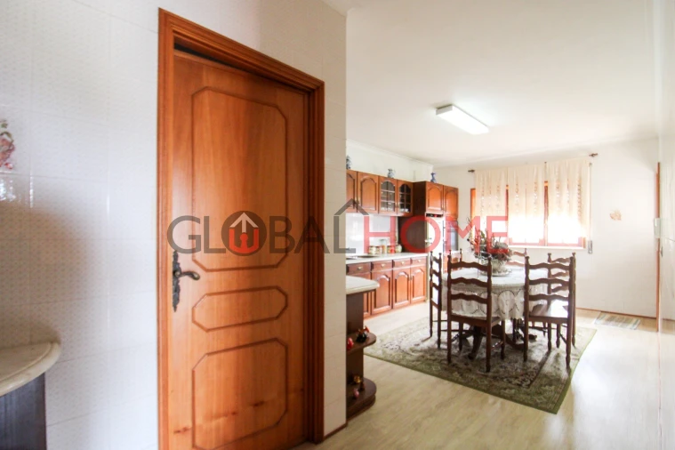 Moradia T4 para Venda em Sandim, Olival, Lever e Crestuma Foto 15