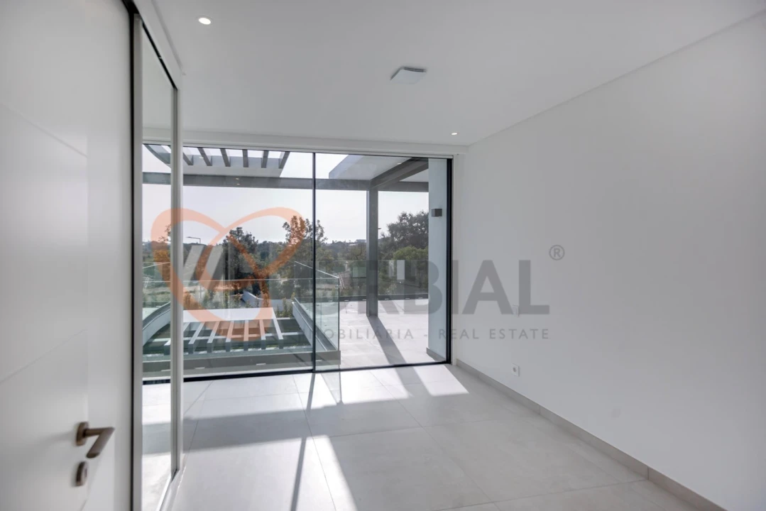 Moradia T4 para Venda em Albufeira e Olhos de Água Foto 41